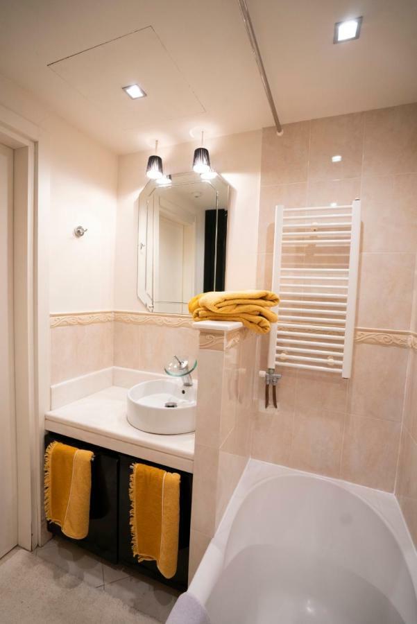 Marousi Luxury Apartment Athen Exterior foto